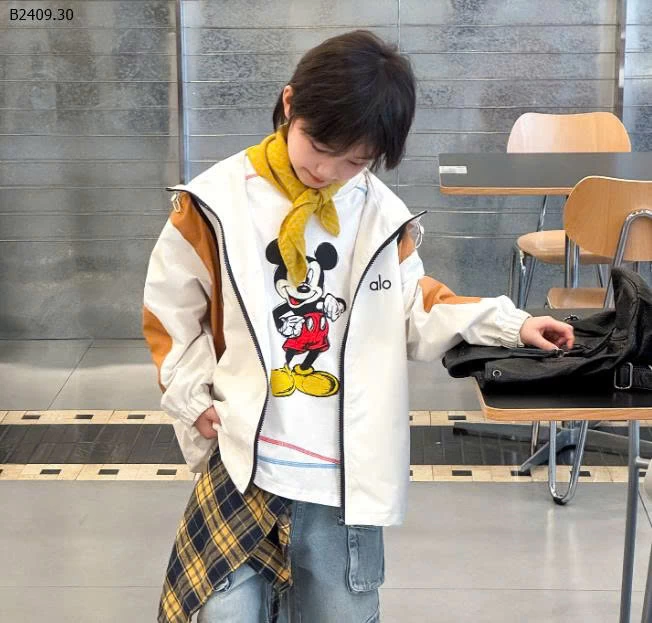 ÁO KHOÁC GIÓ THÊU CHỮ BT-Giá sỉ 240k