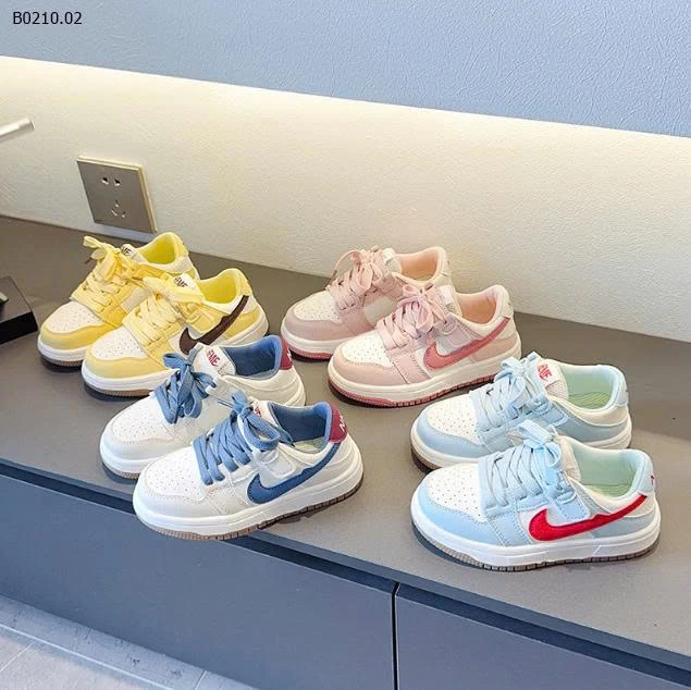 GIÀY THỂ THAO NIKE PHỐI MÀU-Giá sỉ sz 27-31: 199k  sz 32-37: 209k