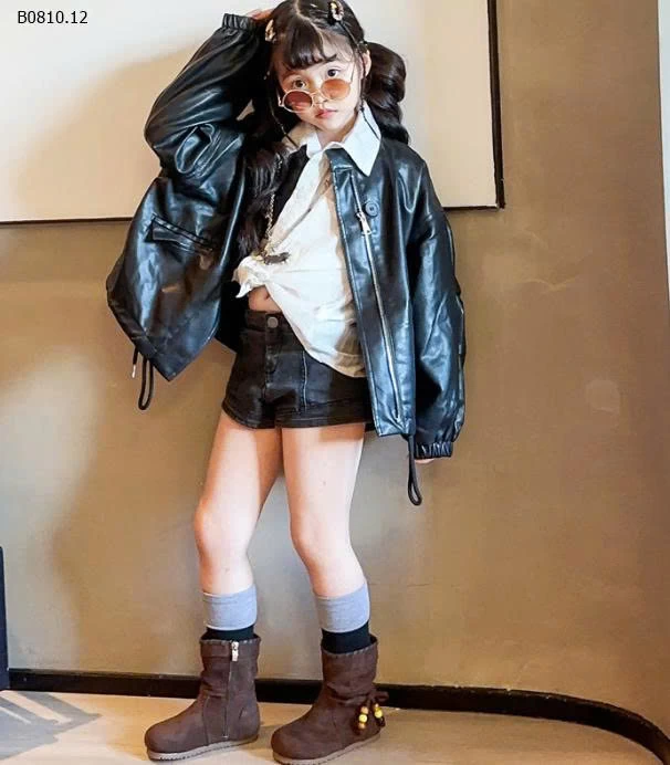 Bốt Martin ống giữa đính nơ tua rua Maillard - Giá sỉ sz 23-30: 178k  sz 31-36: 185k 