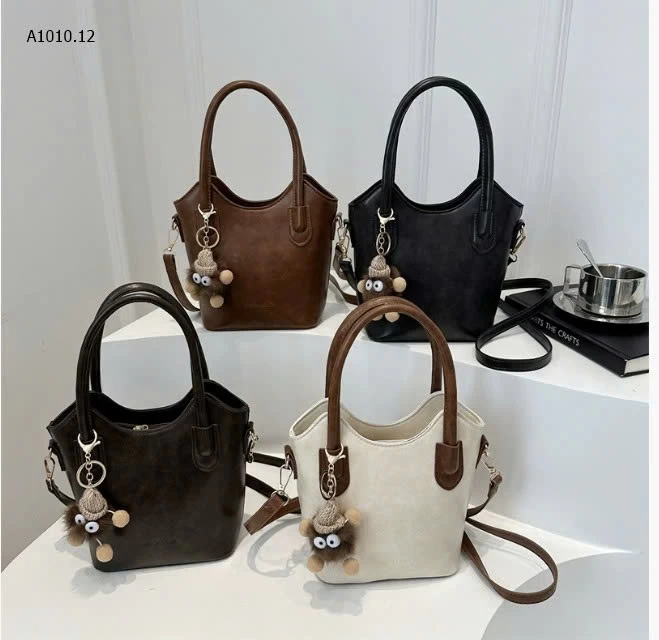 TÚI KÈM CHARM BÔNG XINH XẮN  - sỉ 105k