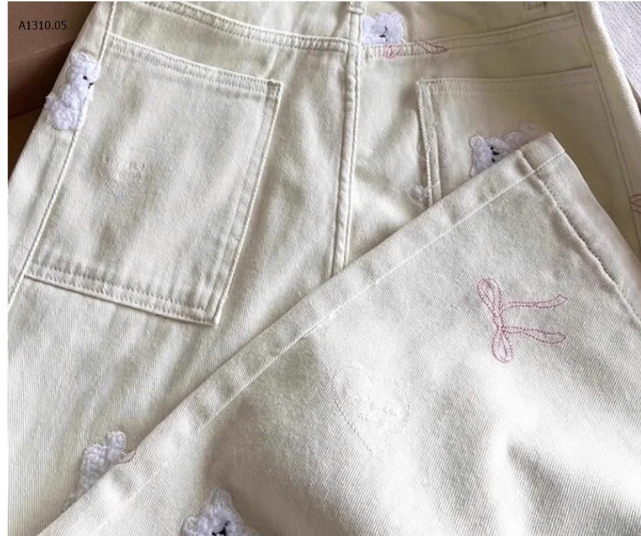 QUẦN JEAN SUÔNG NƠ THÊU GẤU- sỉ 170k