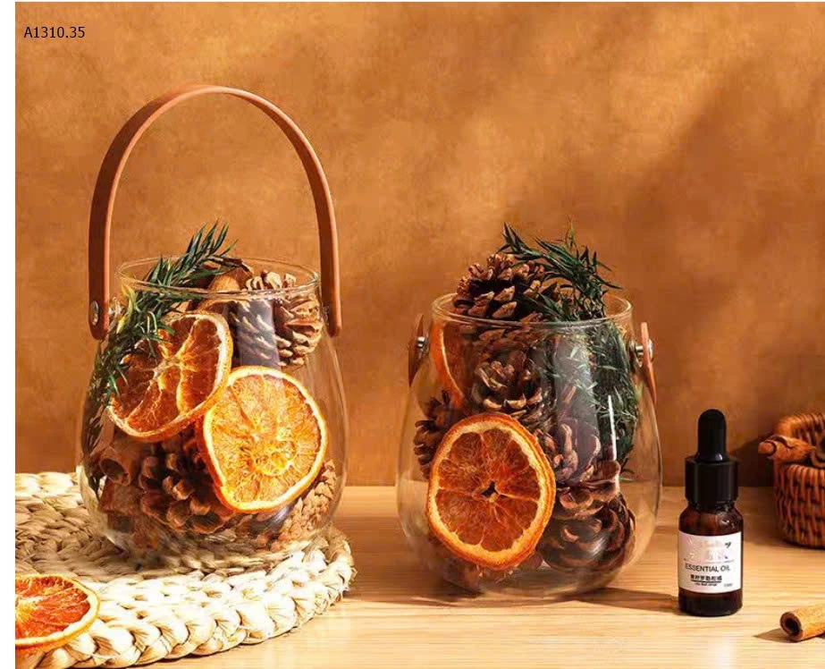 giỏ xinh xinh gồm thông khô , cam sấy , quế thơm lừng - sỉ 130k