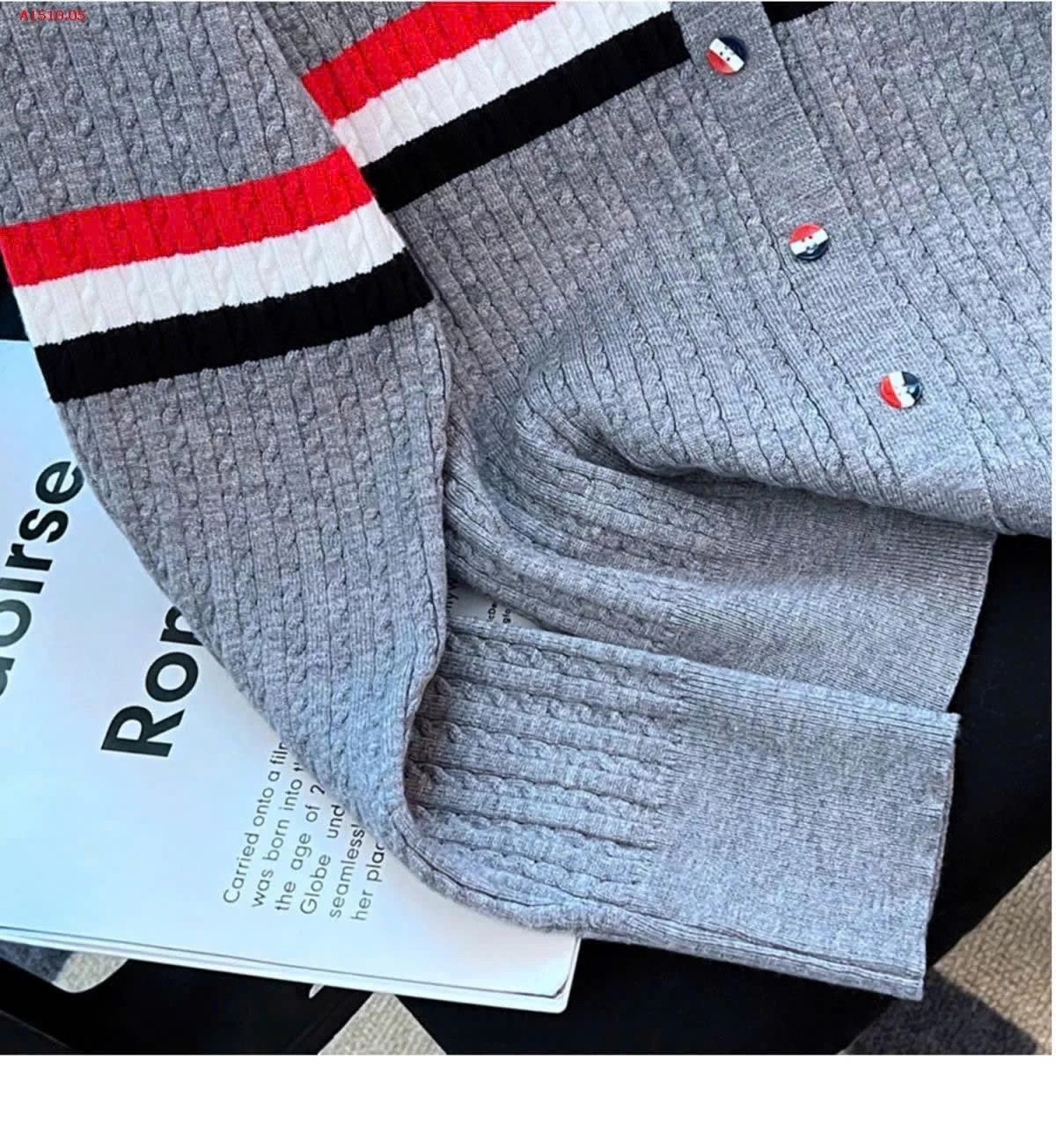 ÁO CARDIGAN KẺ GIỮA THÊU HỌA TIẾT CHO NỮ  - sỉ 171k