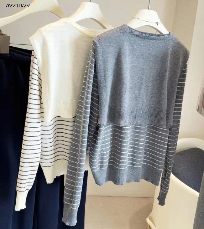 Áo len cardigan kẻ kèm khăn ANNA - sỉ 205k