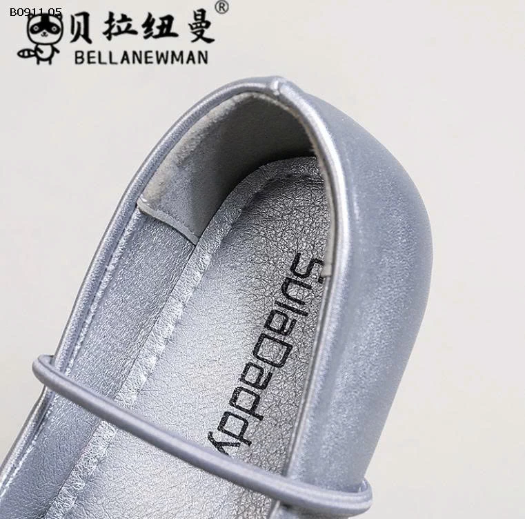 Giày ba lê mũi vuông kiểu Pháp đế mềm đính đá- giá sỉ 140k