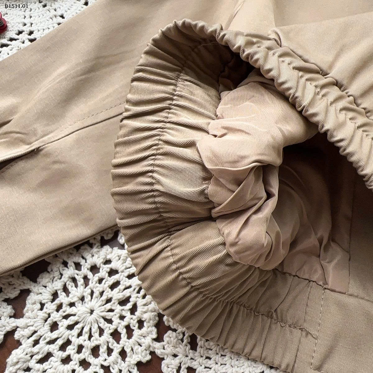 SET BỘ ÁO KHOÁC PHỐI CHÂN VÁY CHO BG1-Giá sỉ mẫu 1 giá 270k mẫu 2 giá 260k mẫu 3 giá 220k