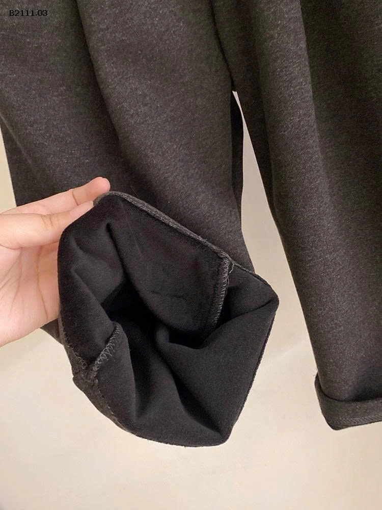 SET ÁO LEN CÚN MIX QUẦN NỈ -Giá sỉ mẫu 1 áo len  trùm đầu : 245k  mẫu 2 Áo len cổ tròn : 235k  mẫu 3 Quần lót lông cừu  : 242k