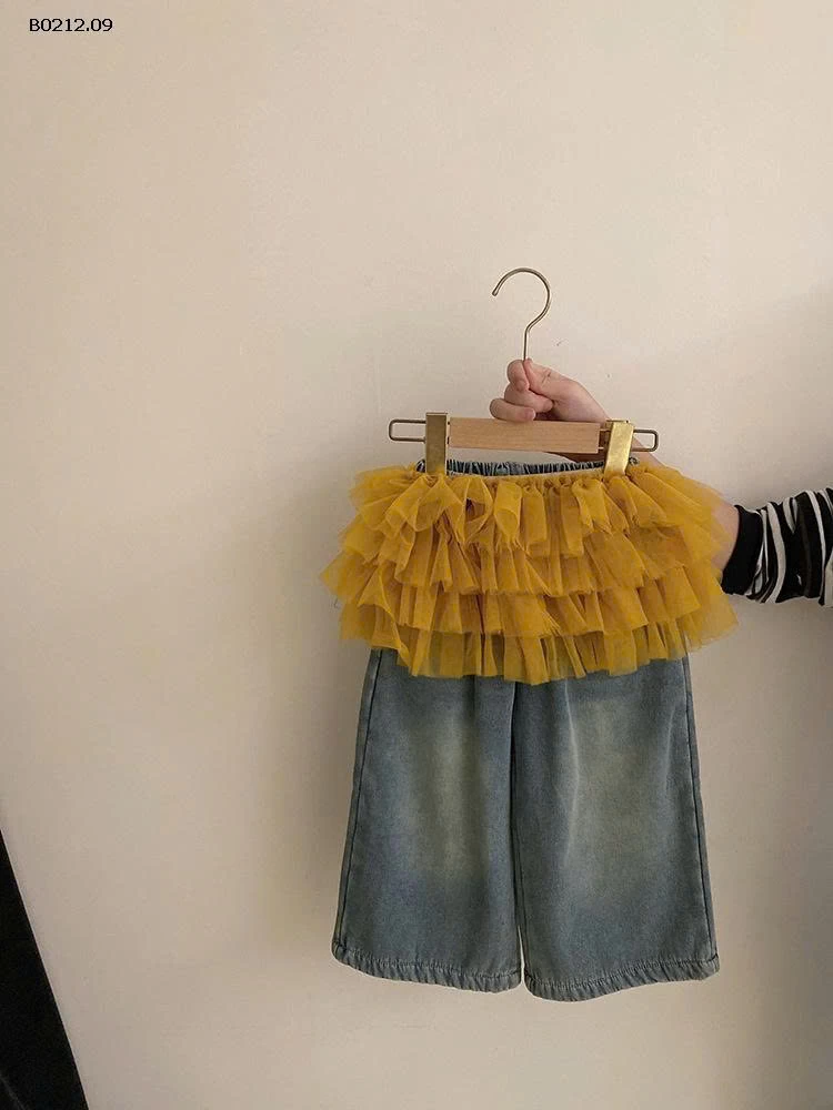 SET ĐỒ THU ĐÔNG JEAN MIX VÁY VOAN BÉ GÁI-sỉ Áo phối khăn choàng : 207k            Jeans phối váy voan : 256k 