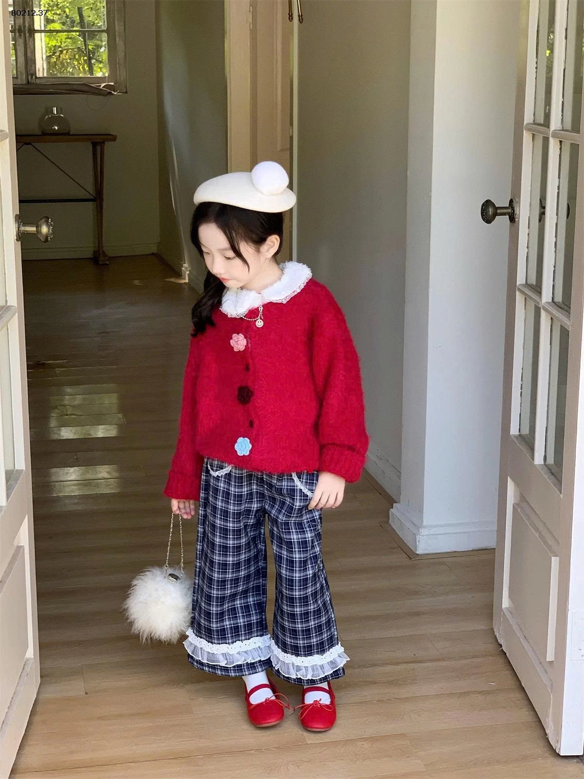 SET BỘ QUẦN KẺ 3 CHI TIẾT BG-sỉ Áo khoác : 234k             Áo trắng : 156k                   Quần : 206k 