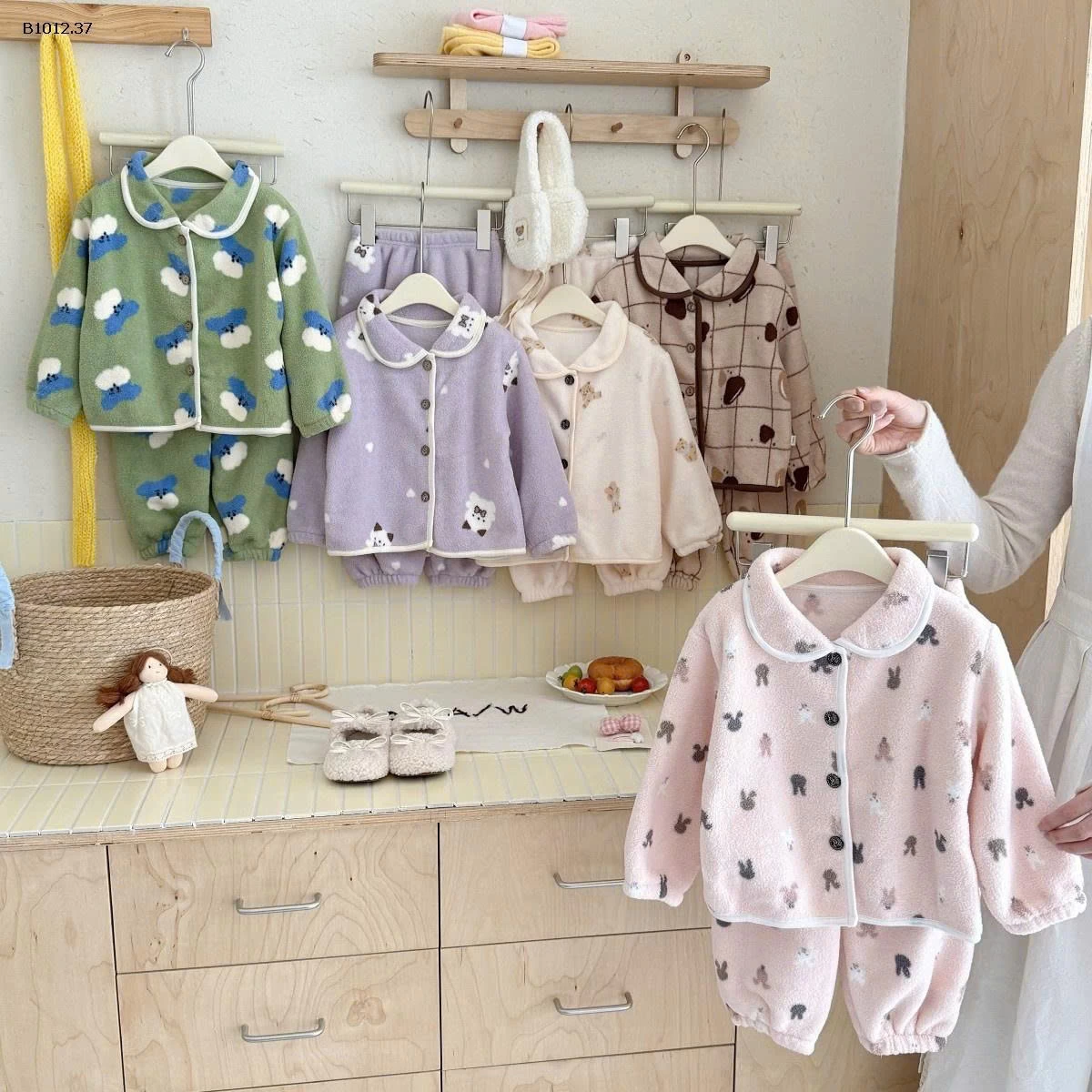 Set pyjama nỉ bông-120k