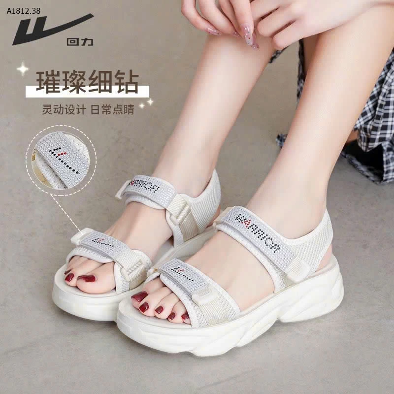 Dép Sandal nữ hãng Warrior  mẫu xinh xỉu ạ - sỉ 215k