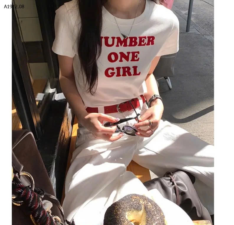 Áo thun ngắn tay in chữ "Rosie's No. 1 Girl" sỉ giá 106k