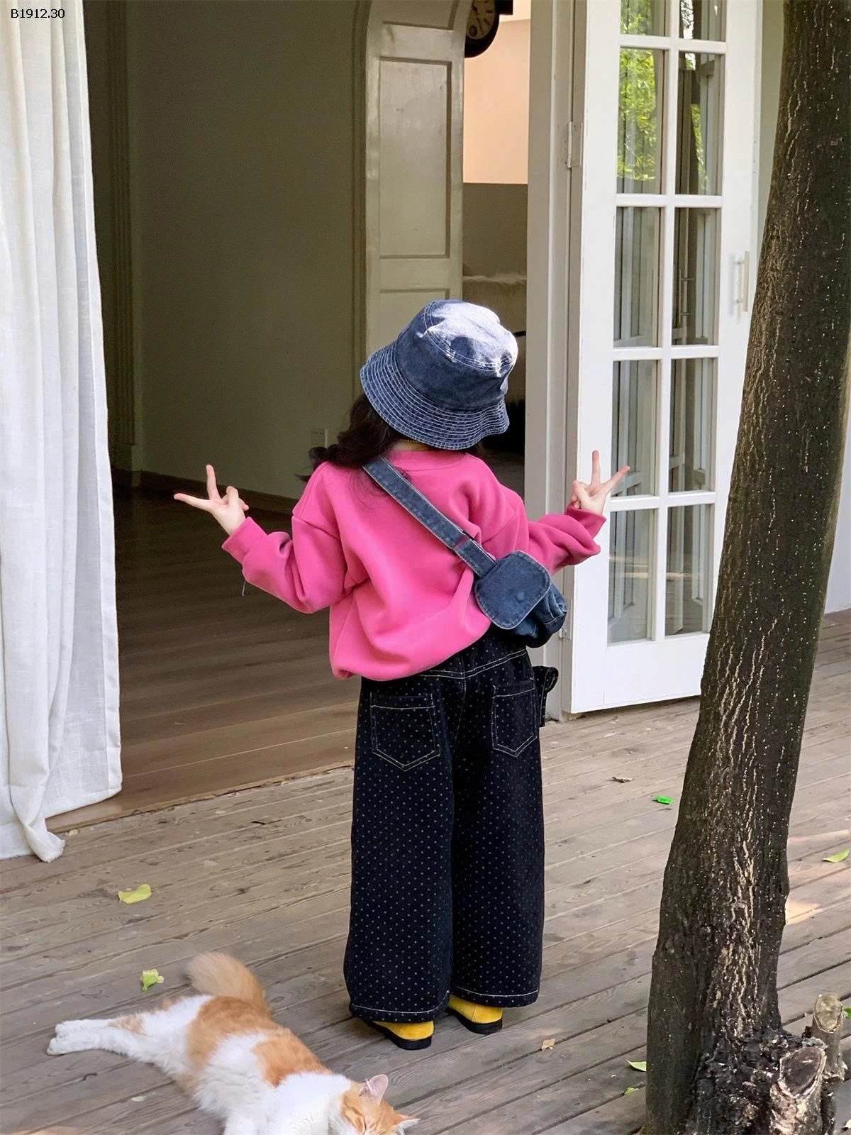 ÁO NỈ HỒNG MIX JEANS SUÔNG CHẤM BI- Giá sỉ áo 200k  quần 235k 