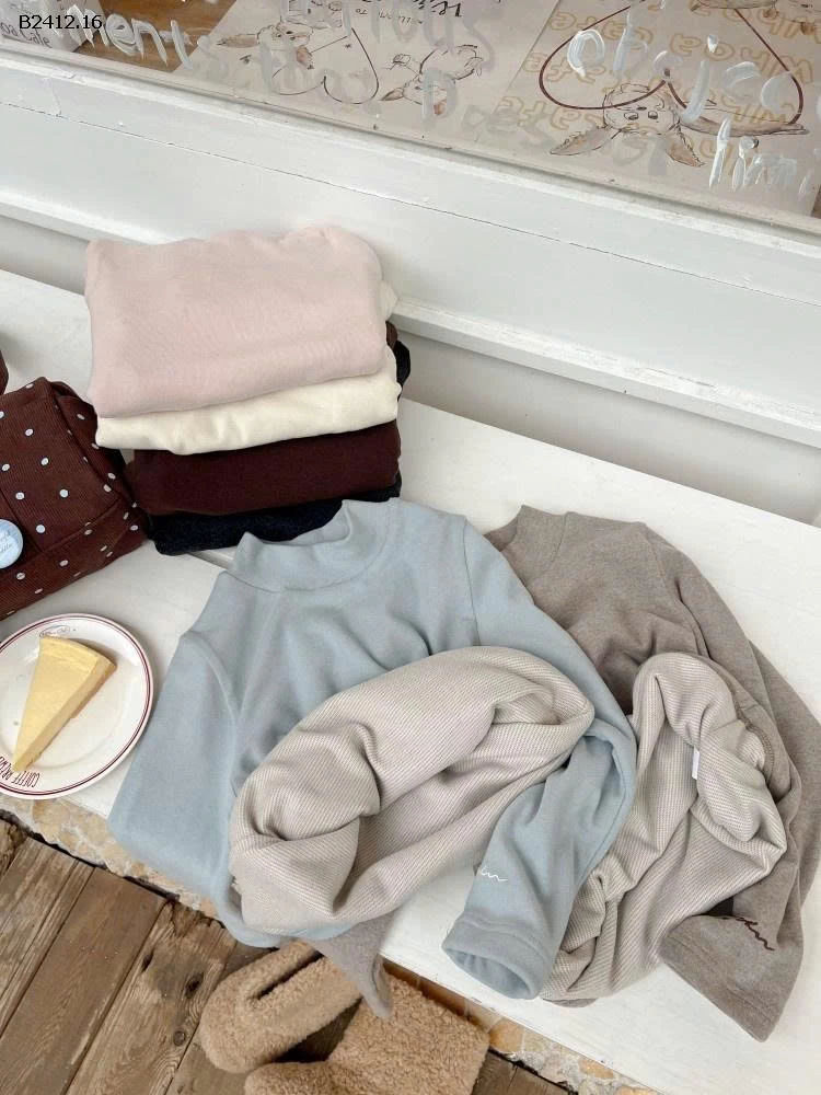 Áo giữ nhiệt cổ cao, dày dặn hai lớp  AMBB KIDS -Giá sỉ  Sz 90-150 : 148k Sz 160 : 162k Sz 170 : 174k