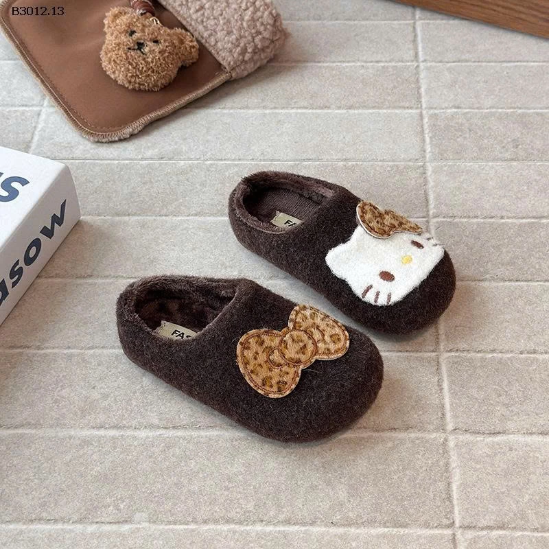 SỤC SIÊU XINH - Giá sỉ 23-30: 165k      31-36: 175k