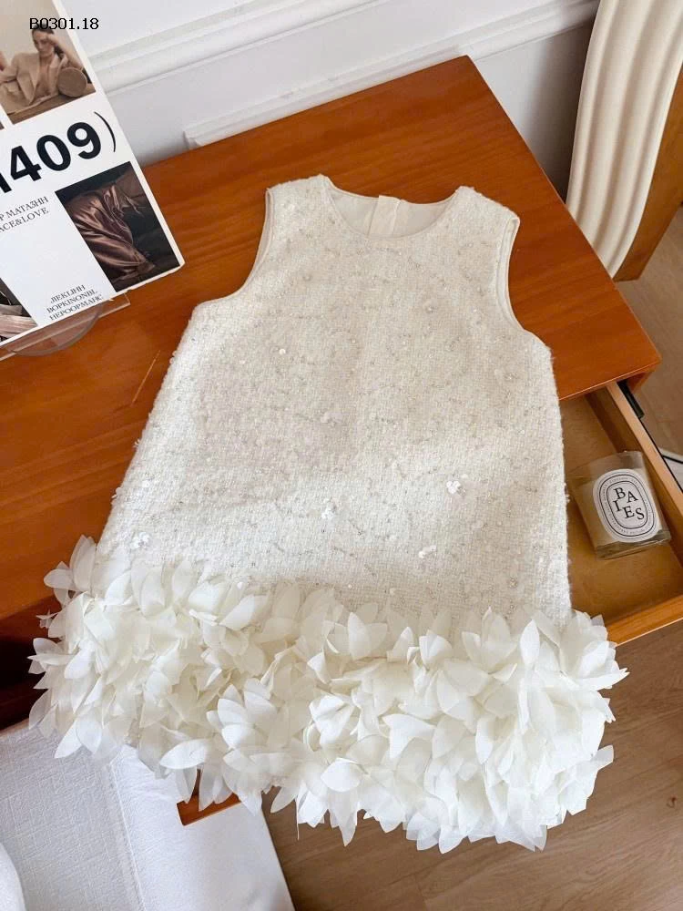 Đầm công chúa đính sequin lấp lánh ngọt ngào cho bé gái- giá sỉ    Đầm : 415k Áo len : 165k